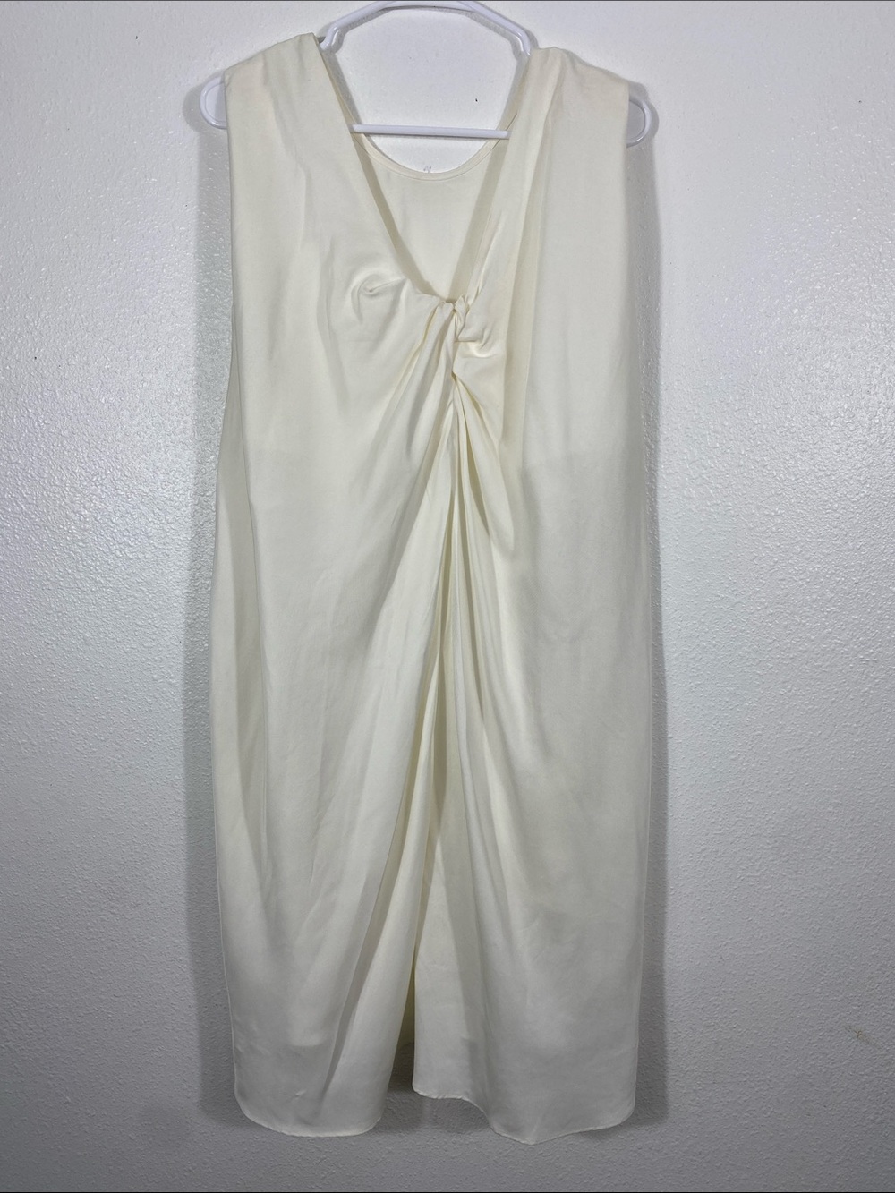 The Nkc Store Sleeveless V-Neck Satin Twist Midi Dress Cream One Size — image 5 of 8